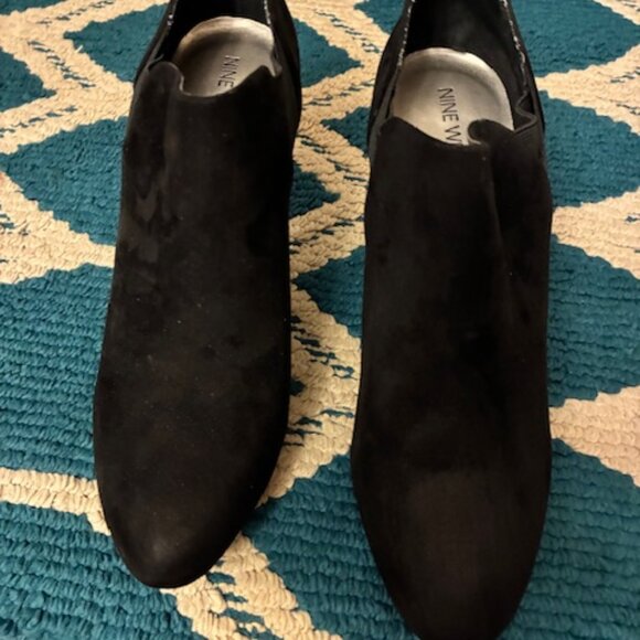 Nine West Women's Cameo3Y Black Faux Suede 3.5" heel Booties Dressy Size 11 - Picture 2 of 14